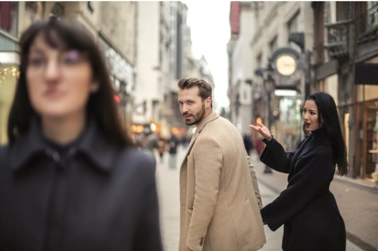 Over 900,000 tourists by end of August