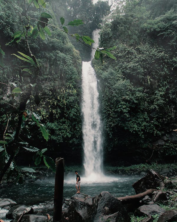 Bambarakanda Falls-eLanka