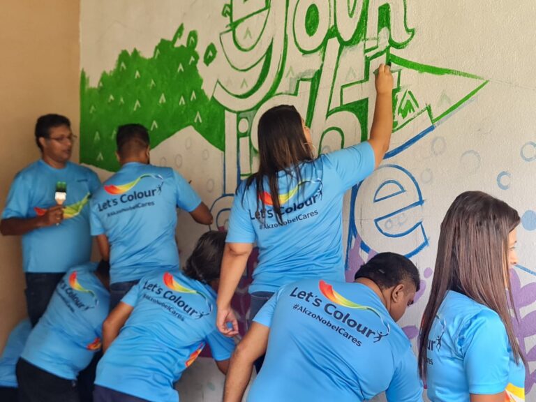 AkzoNobel brings joy and colour to SOS Children’s Village in Monaragala this Children’s Day