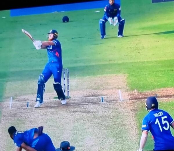 Return of Angelo Matthews, the man with the Midas touch transforms Sri Lanka's fortunes. England perish under new look Sri Lanka. - BY TREVINE RODRIGO IN MELBOURNE(eLanka Sports editor). - eLanka