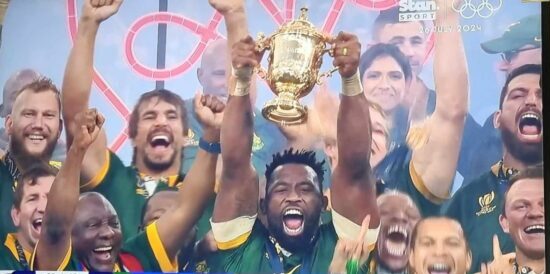 Undermanned All Blacks undone by ferocious Springboks. One point nail biter makes South Africa the only four time World Cup winner. - BY TREVINE RODRIGO IN MELBOURNE. (eLanka Sports editor)