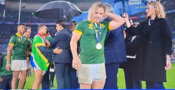 Undermanned All Blacks undone by ferocious Springboks. One point nail biter makes South Africa the only four time World Cup winner. - BY TREVINE RODRIGO IN MELBOURNE. (eLanka Sports editor)