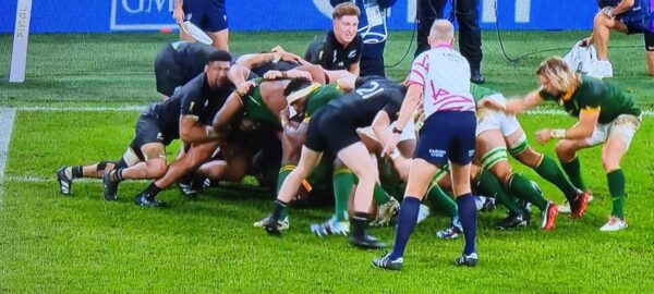 Undermanned All Blacks undone by ferocious Springboks. One point nail biter makes South Africa the only four time World Cup winner. - BY TREVINE RODRIGO IN MELBOURNE. (eLanka Sports editor)