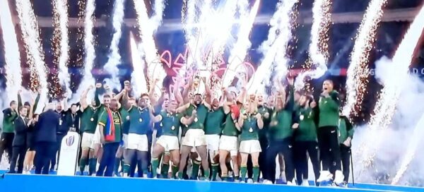 Undermanned All Blacks undone by ferocious Springboks. One point nail biter makes South Africa the only four time World Cup winner. - BY TREVINE RODRIGO IN MELBOURNE. (eLanka Sports editor)