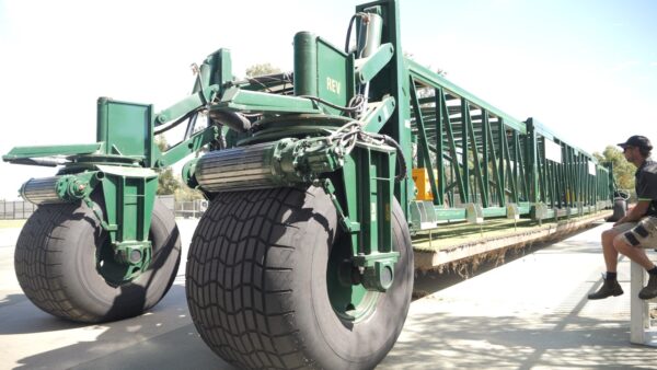 Drop-in pitches installed at Perth Stadium ahead of the upcoming NRMA Insurance West Test between Australia and Pakistan - eLanka