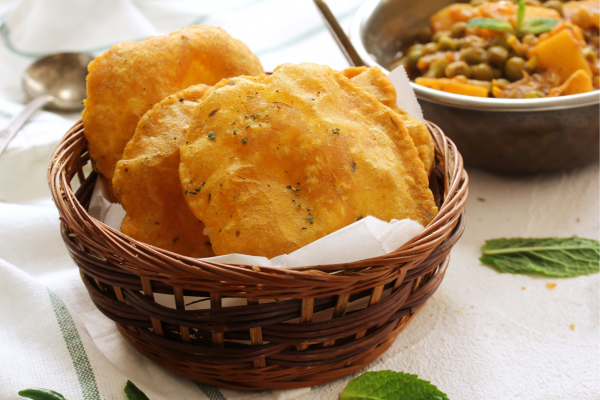 Spicy Potato Puri Delight: A Crispy Homemade Snack to Savor – By Malsha – eLanka