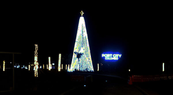A drive to Galle Face last night - Some X Mas delights