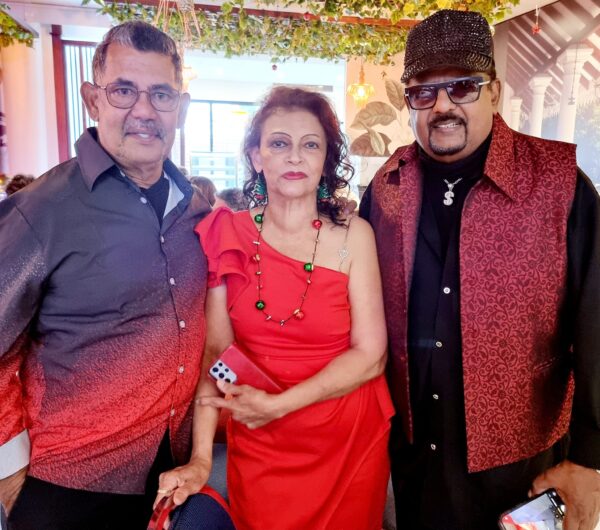 Christmas party at the Walawwa with Noeline Honter and Sohan Weerasinghe from Sri Lanka with Andrea Marr and popular band Ebony - by Trevine Rodrigo (eLanka)