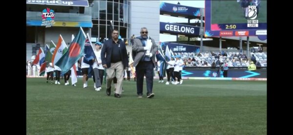 ICC Men’s T20 WC Australia 2022 opening game in Geelong Johann Jayasinha Honoured to be part of Trophy Bearers with David Cruse - eLanka