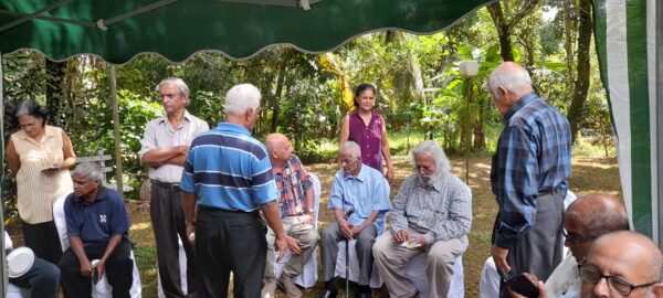 Mr Sugathadasa St Thomas’ College teacher & of Handcrafts fame celebrates his 95th birthday - eLanka