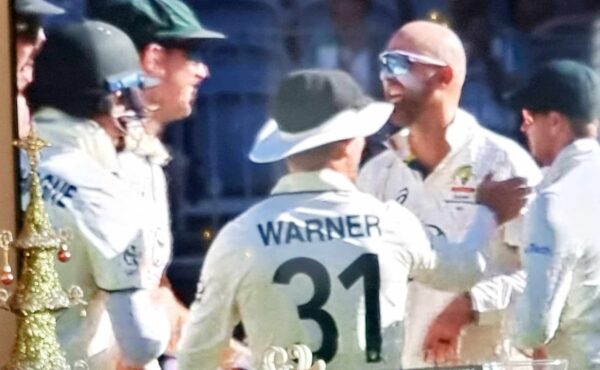 Nathan Lyon grabs the headlines with his 500th and Australia grab the first Test. – BY TREVINE RODRIGO IN MELBOURNE. (eLanka Sports editor) - eLanka