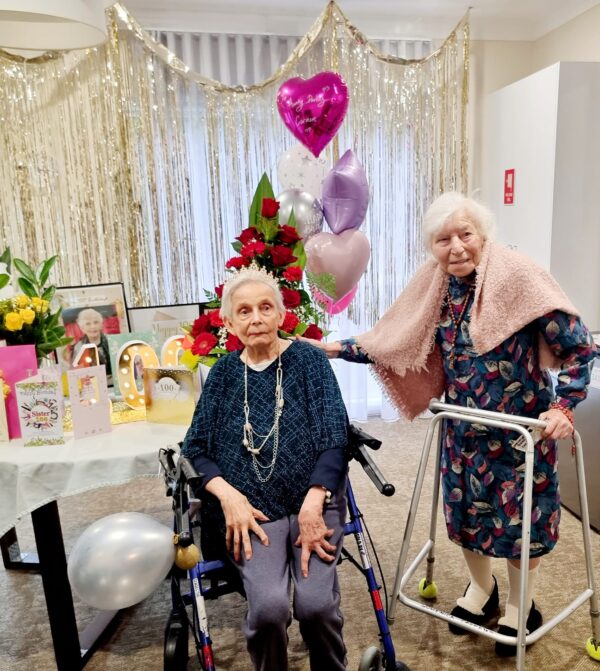 Round two of three. Carmen De Vos celebrates her fantastic milestone 100th. The family and everyone who knows her are rapt - by Trevine Rodrigo - eLanka