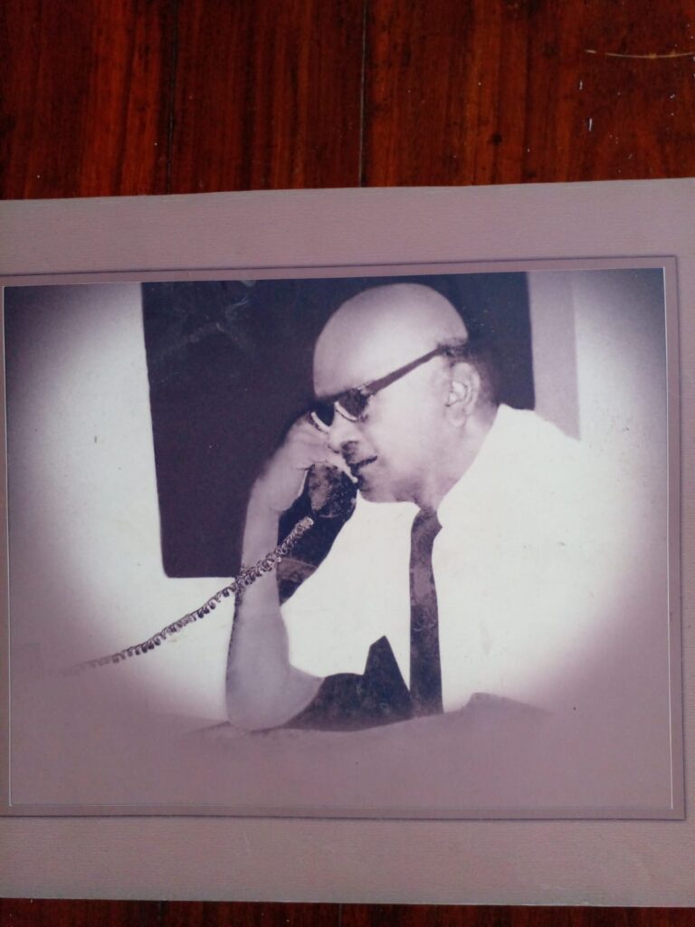 යුග යුග වින්දනීය ගී උල්පත –   සරත් විමලවීර අනුස්මරණය. – By ආචාර්ය ගාමිණී කාරියවසම්.