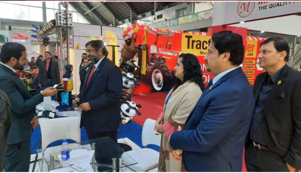 H.E. Admiral Ravindra C Wijegunaratne, High Commissioner of Sri Lanka to Pakistan attended Expo- Engineering and Healthcare Show, held from 18-20th January 2024 in Lahore