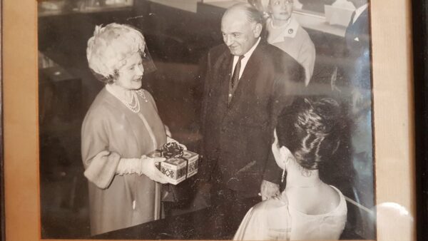 Irangani Gunatillake -Tea Queen 1967 having a chat with the Queen mother