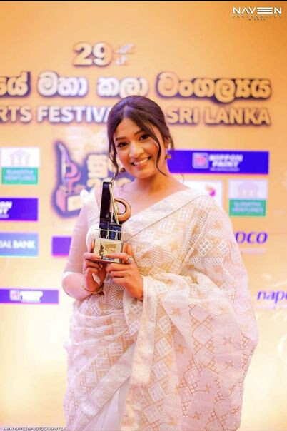 Ruvi Lakmali Exuberant, Flamboyant Tele and film Actress,Wins Award At Sumathi Tele Awards 2024 For Her Role In THUMPANE Tele Drama - By Sunil Thenabadu
