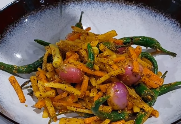 Sri Lankan Spicy Pickle Recipe ( Sinhala Achcharu ) - By Malsha - eLanka