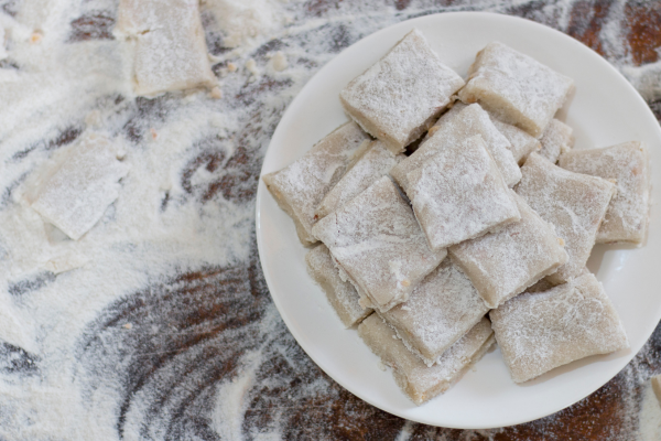 The Sweet Tradition of Sri Lankan Aluwa: Recipe and Cultural Significance – Nadeeka – eLanka