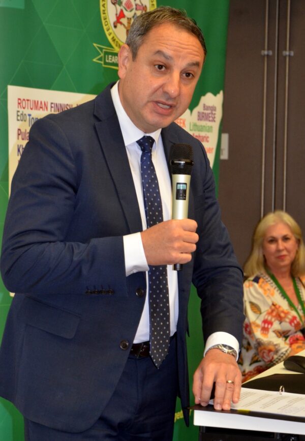 Artificial Intelligence is threatening to destroy languages