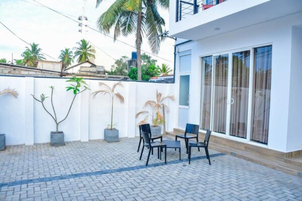 Negombo - Four Story Luxury Hotel For Sale (43)