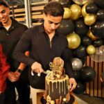 Shenal Rajapakse showed off his talent at a entertaining 21 birthday celebration at Trinco Bar and restaurant in Rowille - By Trevine Rodrigo