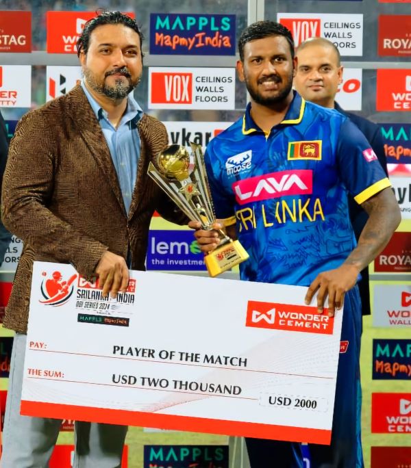 Avishka Fernando celebrating his near-century score