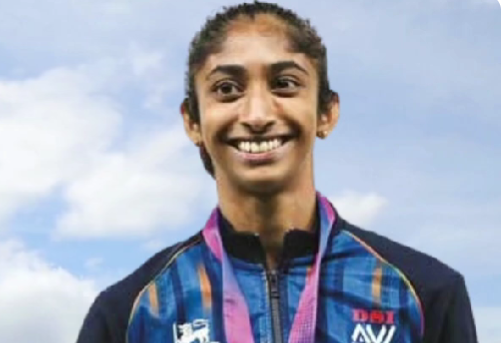 Tharushi Karunarathna-eLanka
