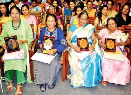 ශ්‍රී ලංකාවේ ප්‍රථම රූපවාහිනී නිවේදිකා සුමනාවන් දිවි සැරියෙන් සමු ගනී - By Dr Gamini Kariyawasam2