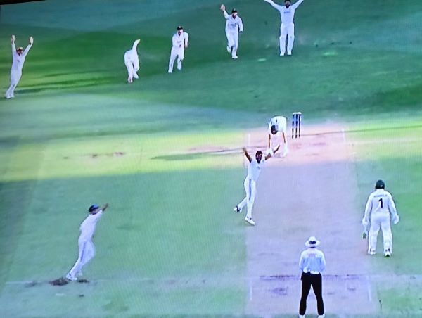 Rampant India run riot as Australia surrender without a fight. - BY TREVINE RODRIGO IN MELBOURNE.  (eLanka Sports Editor)