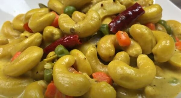 Sri Lankan Cashew Curry: A Creamy Delight Packed with Flavor – By  Malsha – eLanka
