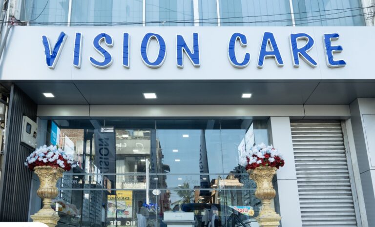 Vision Care brings comprehensive eye and hearing solutions to Anuradhapura with latest branch opening