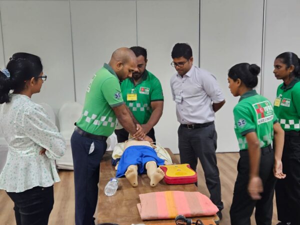 Australian medical teams support the Pioneering 1990 Suwa Seriya - By Lawrence Machado