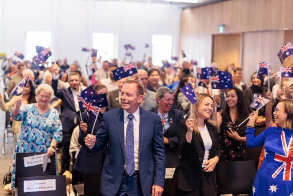 Citizenship Ceremony and Awards 01