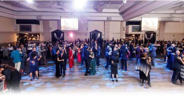SLAMAT TORONTO TALK OF THE TOWN & SOLD-OUT DINNER DANCE ROCKS TORONTO