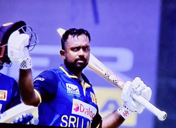 Kusal Mendis and a Sri Lanka batting master-class seals a series sweep against hapless Australia.  Wellalage, Hasaranga and Fernando rip through Australia's batters. - BY TREVINE RODRIGO IN MELBOURNE.  (eLanka Sports Editor)