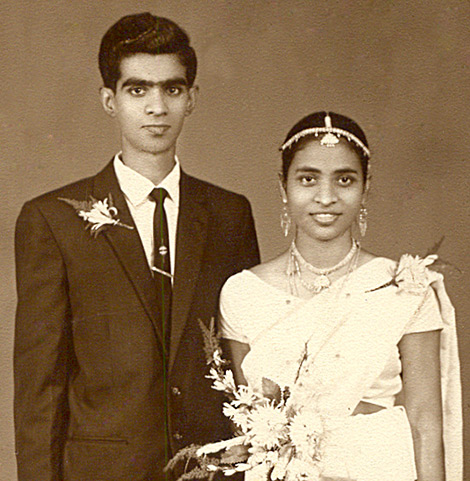 සුනිල් සරෝජිනිය හා අතිනත් ගත් දිනයේ