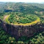 THE “ALIEN”ROCK IN SRI LANKA - Tino DE LA Motte