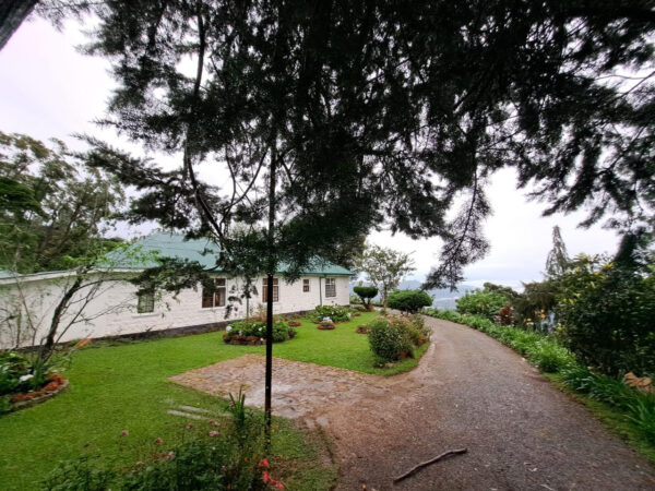 Estate bangalow