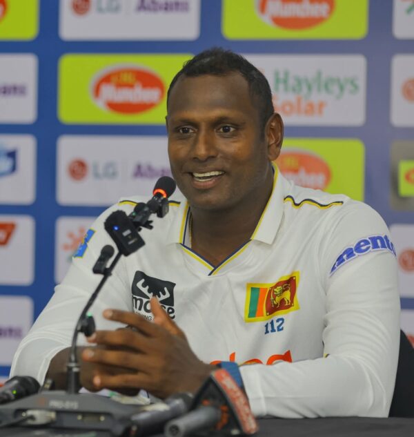 Ding -dong battle as Bangladesh and Sri Lanka go toe to toe in Test Championship opener. -BY TREVINE RODRIGO IN MELBOURNE.  (eLanka Sports Editor).