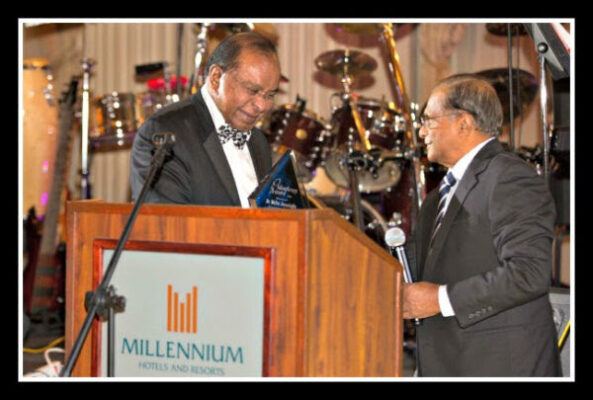 Dr Lareef Idroos