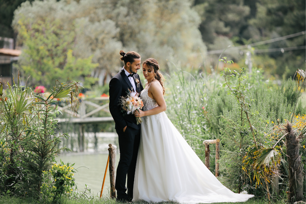 Growing Old Together Gracefully: Nurturing Love Through Life’s Seasons