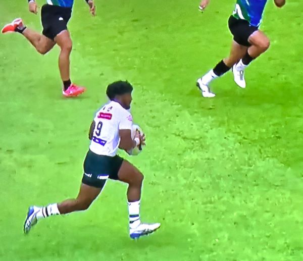 Sri Lanka Sevens rugby soars to number three in Asia.  Hong Kong China and Japan go one-two in Asia after thrilling tournament in Colombo.  - BY TREVINE RODRIGO IN MELBOURNE.  (eLanka Sports Editor).