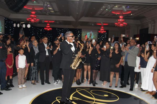 Cinnamon Entertainment Event – Sri Lankan Anchorman Dirk Tissera