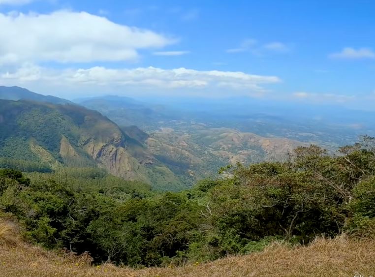 Moon Plains Sri Lanka, Sandatenna Nuwara Eliya, Second World’s End Sri Lanka, Moon Plains viewpoint, Moon Plains safari, Nuwara Eliya attractions, things to do in Nuwara Eliya, Sri Lanka travel destinations, Horton Plains alternative, Seetha Eliya Farm, Central Province tourism, panoramic view Nuwara Eliya, Sri Lankan mountains, Pidurutalagala mountain view, wildlife in Moon Plains, leopards in Nuwara Eliya,