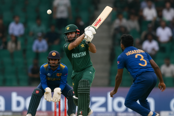 Sri Lanka fall short after spirited run chase in first one-dayer against Pakistan