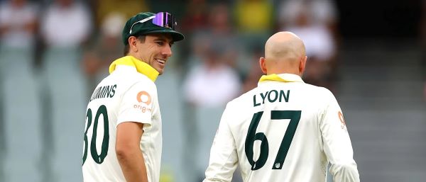 Australia has named a 15-player squad for the fourth NRMA Insurance Ashes Test match against England in Melbourne.