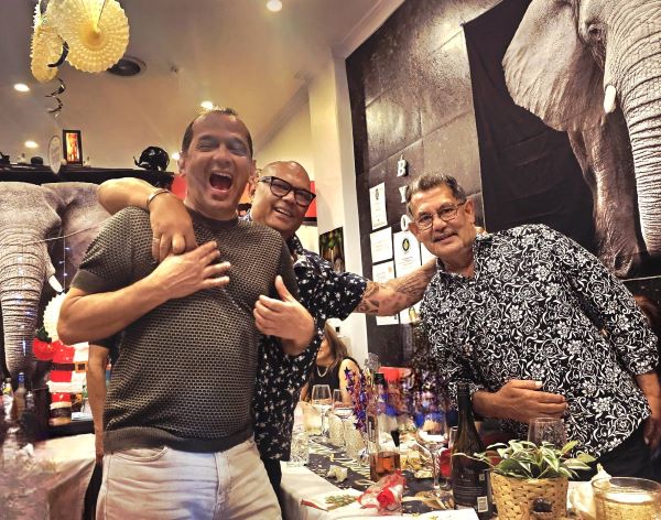 Birthday celebration for Chrs Cannon winds down Thai Street Food in Bentleigh operations until next year. - By Trevine Rodrigo in Melbourne.