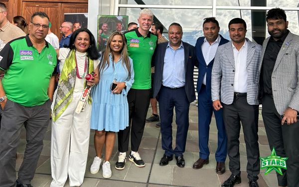 Melbourne Stars Launch BBL15