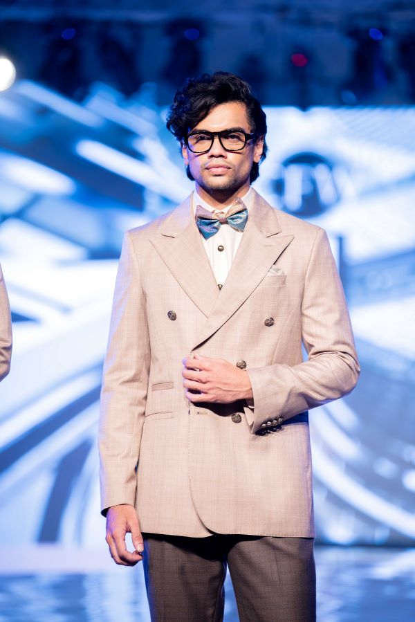 Vision Care presents Swarovski and Versace Collections at CFW Luxury Edit Couture + Trousseau 2025 01