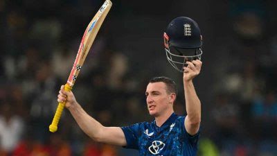 ENGLAND CLINCH ODI SERIES 2 TO 1 IN A HIGH SCORING ENCOUNTER-eLanka